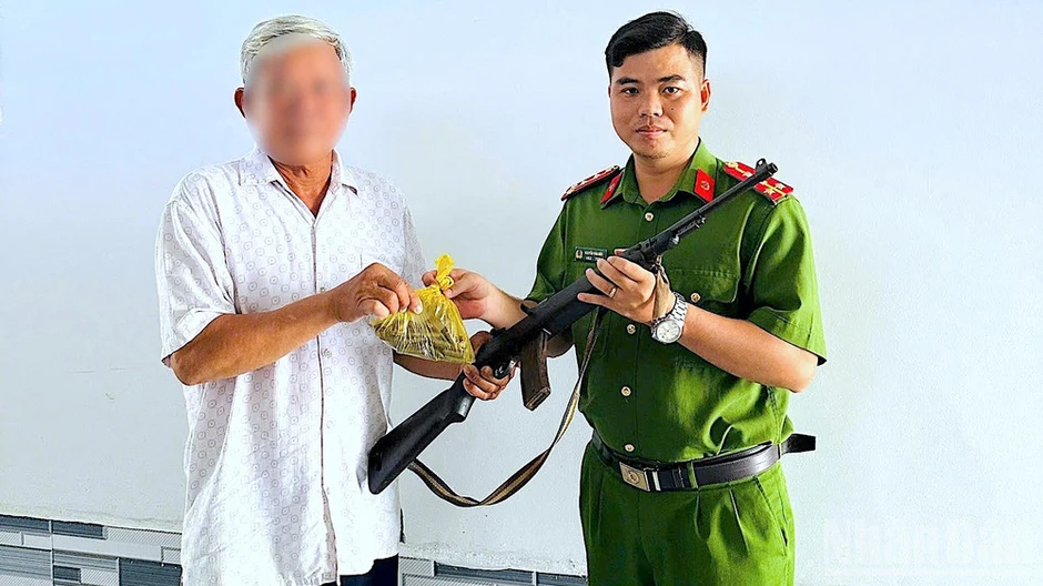 Khi bình yên khởi nguồn từ lòng dân Khi bình yên khởi nguồn từ lòng dân