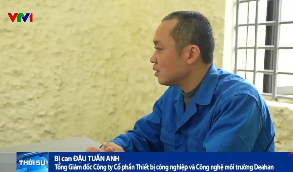 Khởi tố 11 bị can liên quan đến sai phạm về quan trắc môi trường Khởi tố 11 bị can liên quan đến sai phạm về quan trắc môi trường
