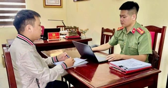 Khởi tố 11 bị can liên quan trang cá cược trực tuyến “QQ88”