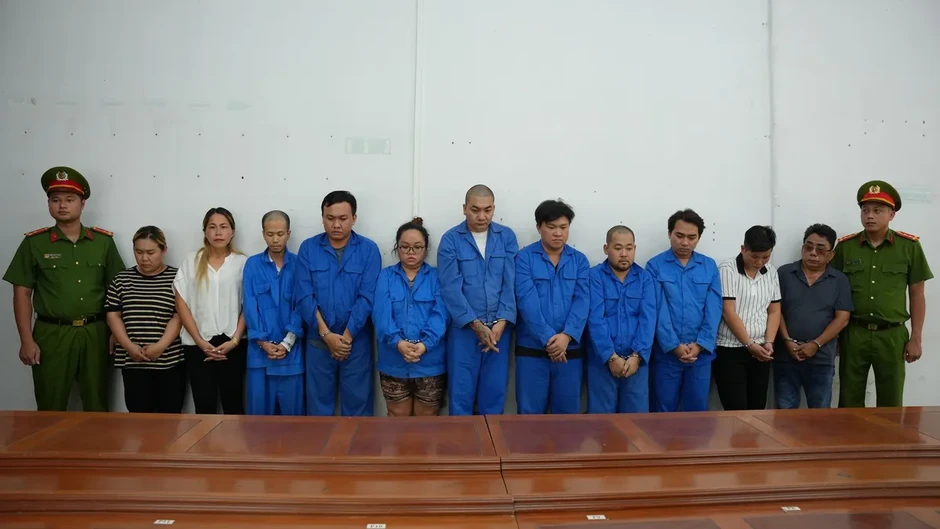 Khởi tố 11 bị can trong đường dây mua bán thận 1,5 tỷ đồng/ca Khởi tố 11 bị can trong đường dây mua bán thận 1,5 tỷ đồng/ca