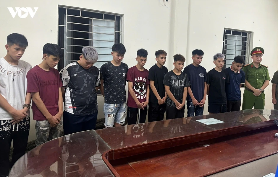 Khởi tố 12 đối tượng trong vụ cố ý gây thương tích và gây rối trật tự công cộng