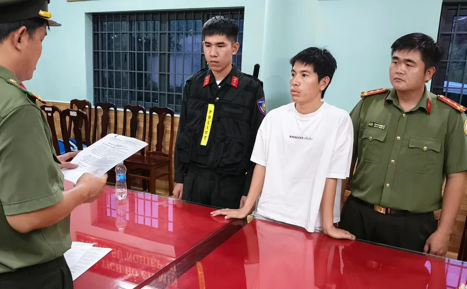 Khởi tố 2 đối tượng tổ chức cho người nước ngoài lưu trú trái phép trên đảo Phú Quốc Khởi tố 2 đối tượng tổ chức cho người nước ngoài lưu trú trái phép trên đảo Phú Quốc