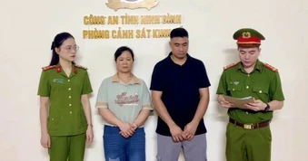 Khởi tố 2 người sử dụng hàn the nấu bánh đúc