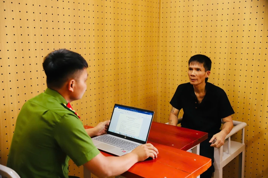 Khởi tố 3 đối tượng cho vay lãi nặng hơn 82 tỷ đồng Khởi tố 3 đối tượng cho vay lãi nặng hơn 82 tỷ đồng