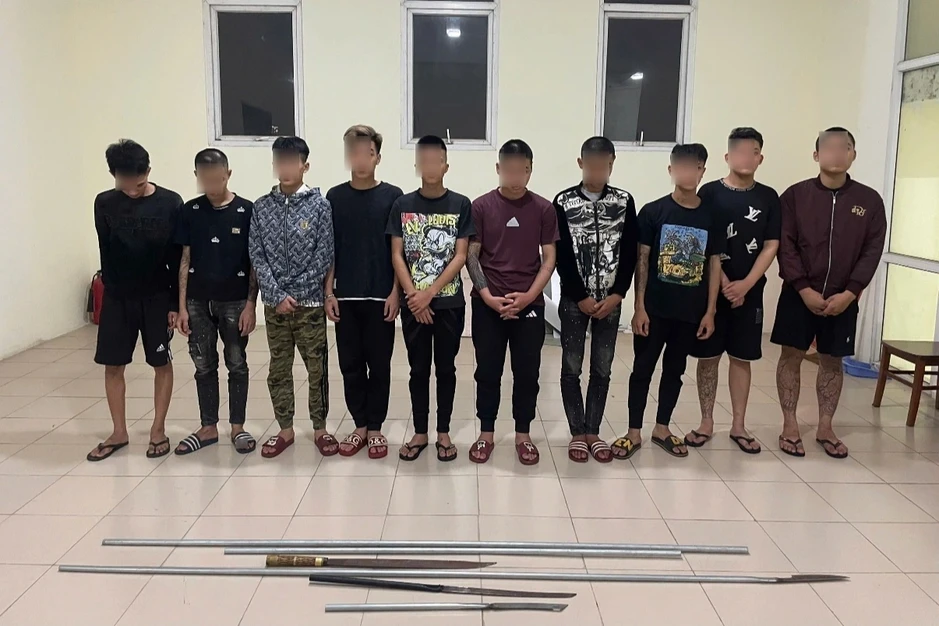 Khởi tố 3 đối tượng đi xe máy đuổi đánh nhau, gây tai nạn chết người Khởi tố 3 đối tượng đi xe máy đuổi đánh nhau, gây tai nạn chết người