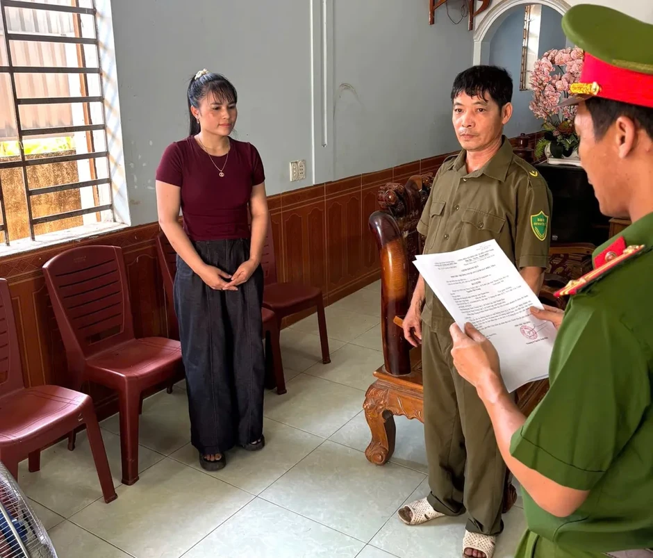 Khởi tố 3 đối tượng thu mua lợn mắc dịch tả lợn châu Phi để giết mổ, tiêu thụ Khởi tố 3 đối tượng thu mua lợn mắc dịch tả lợn châu Phi để giết mổ, tiêu thụ