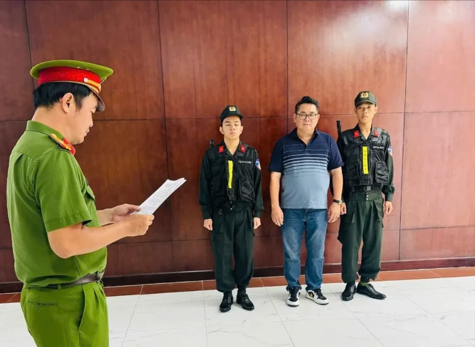 Khởi tố 3 đối tượng xâm phạm quyền tác giả, quyền liên quan Khởi tố 3 đối tượng xâm phạm quyền tác giả, quyền liên quan