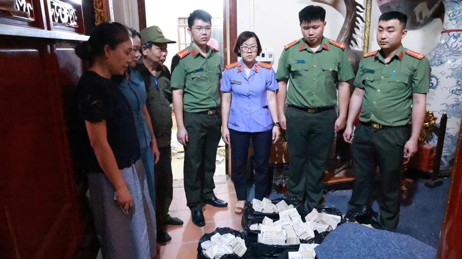 Khởi tố 3 người chiếm đoạt tiền công đức tại đền Kỳ Cùng, Lạng Sơn