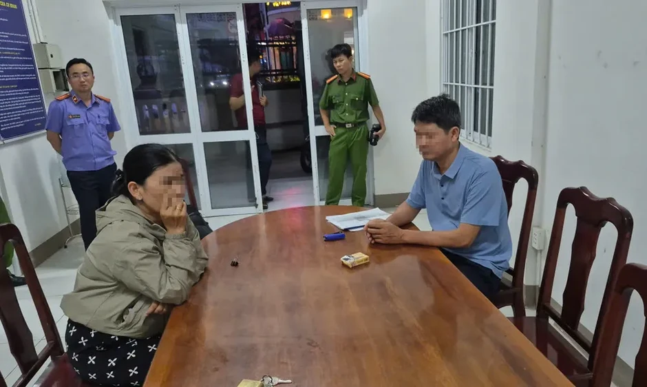 Khởi tố 4 cán bộ kiểm lâm tiếp tay buôn động vật hoang dã trái phép