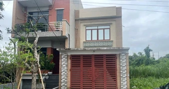 Khởi tố 4 đối tượng mua bán nữ nhân viên karaoke ở Hưng Yên