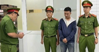 Khởi tố 5 người trong đường dây sản xuất phụ gia thực phẩm giả tại TPHCM