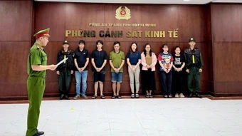 Khởi tố 7 bị can đổ trái phép hơn 20.000 tấn chất thải ra môi trường