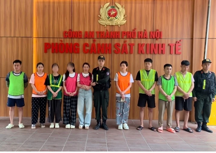 Khởi tố 9 đối tượng thu thập trái phép thông tin về tài khoản ngân hàng Khởi tố 9 đối tượng thu thập trái phép thông tin về tài khoản ngân hàng
