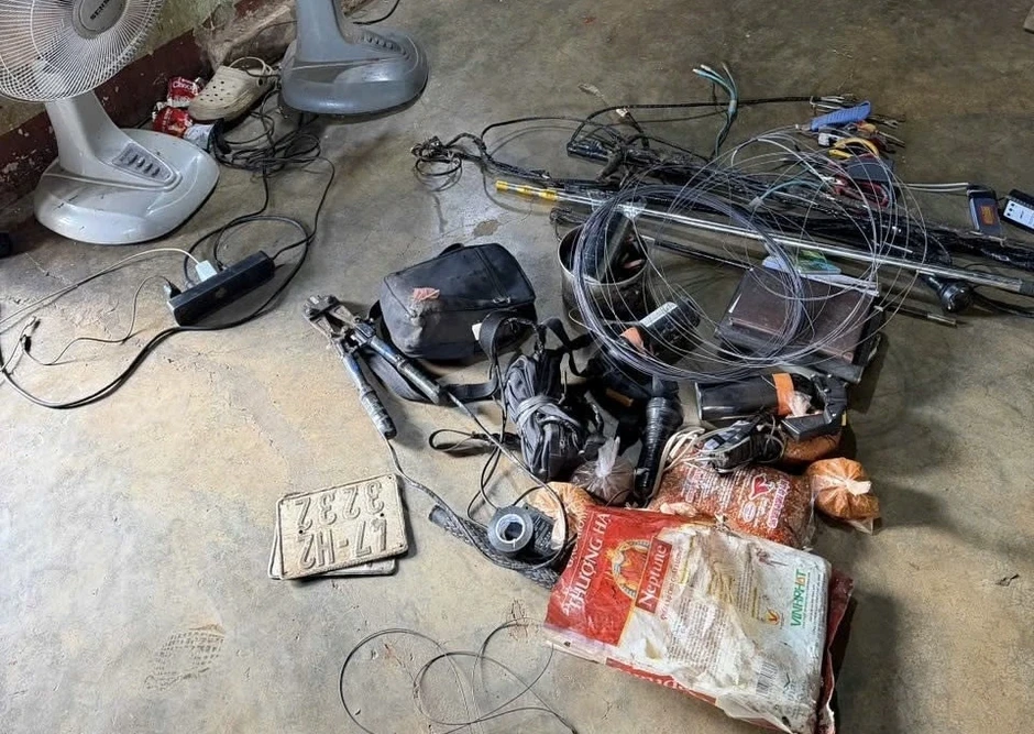 Khởi tố, bắt tạm giam 2 đối tượng gây ra hàng loạt vụ trộm chó tại Đắk Lắk Khởi tố, bắt tạm giam 2 đối tượng gây ra hàng loạt vụ trộm chó tại Đắk Lắk