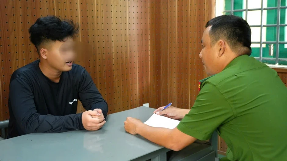 Khởi tố, bắt tạm giam 2 đối tượng trộm 30 lượng vàng Khởi tố, bắt tạm giam 2 đối tượng trộm 30 lượng vàng