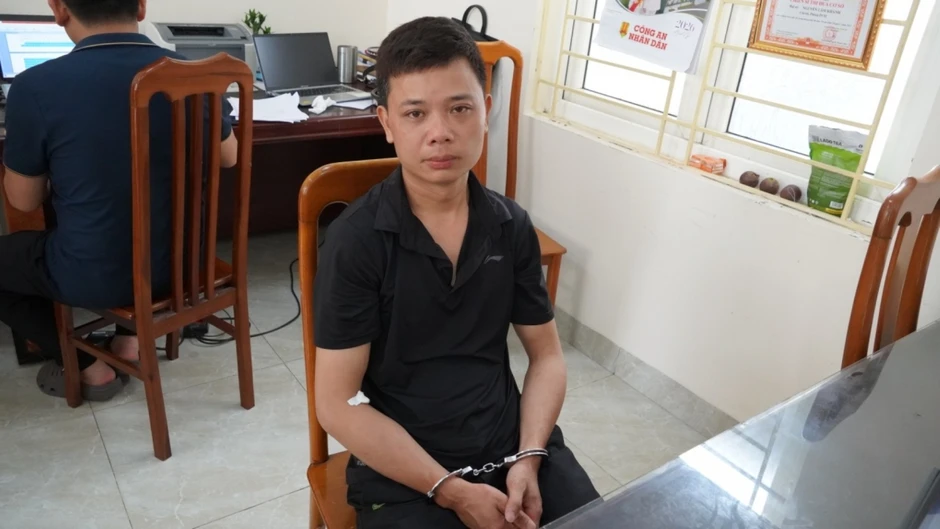 Khởi tố bắt tạm giam đối tượng gây ra vụ án mạng làm 2 người chết tại Quảng Trị Khởi tố bắt tạm giam đối tượng gây ra vụ án mạng làm 2 người chết tại Quảng Trị