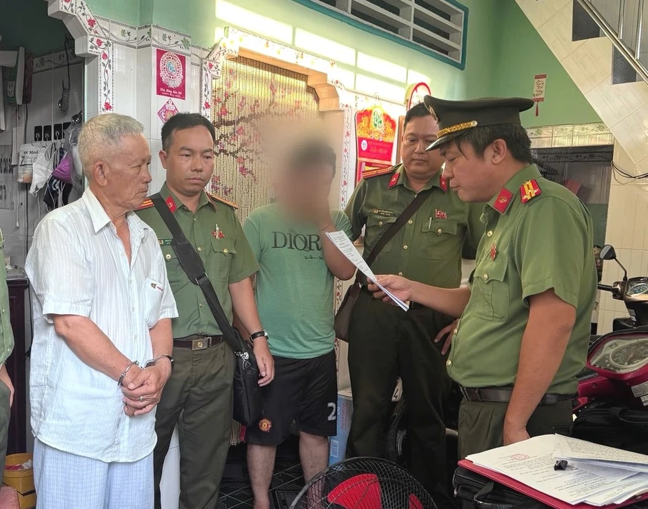 Khởi tố, bắt tạm giam đối tượng tuyên truyền chống Nhà nước Khởi tố, bắt tạm giam đối tượng tuyên truyền chống Nhà nước