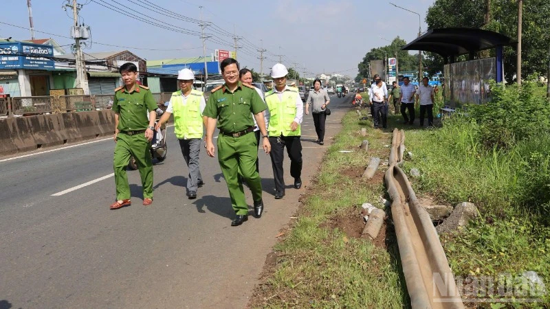 Khởi tố, bắt tạm giam lái xe khách gây tai nạn đặc biệt nghiêm trọng trên Quốc lộ 1A Khởi tố, bắt tạm giam lái xe khách gây tai nạn đặc biệt nghiêm trọng trên Quốc lộ 1A