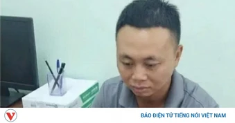 Khởi tố cha dượng bạo hành con riêng của vợ