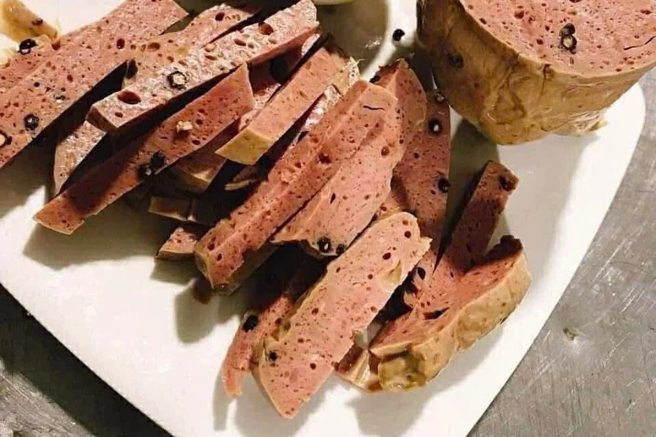 Khởi tố chủ cơ sở dùng hàn the làm chả bò Khởi tố chủ cơ sở dùng hàn the làm chả bò