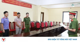 Khởi tố chủ đường dây sản xuất 16.000 sản phẩm giả thương hiệu thời trang Owen