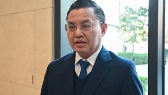 Khởi tố Cựu Cục trưởng Cục Môi trường Hoàng Văn Thức về tội nhận hối lộ