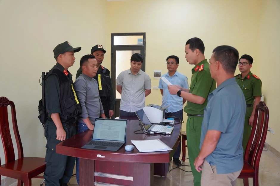 Khởi tố đối tượng bán thuốc nam trái phép trên mạng xã hội Khởi tố đối tượng bán thuốc nam trái phép trên mạng xã hội