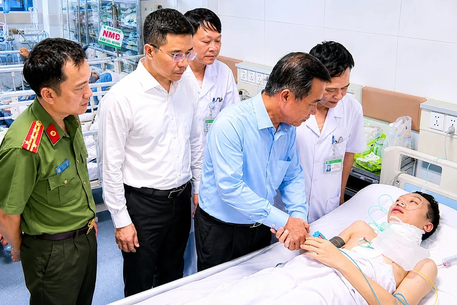Khởi tố đối tượng đâm trung tá công an khi được vận động xét nghiệm ma túy Khởi tố đối tượng đâm trung tá công an khi được vận động xét nghiệm ma túy
