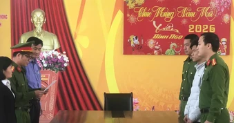 Khởi tố đối tượng hành hung, kéo lê bạn gái ngày 8-3