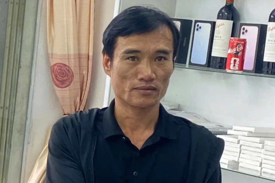 Khởi tố đối tượng nhận 1,7 tỷ đồng để "chạy trắng án" Khởi tố đối tượng nhận 1,7 tỷ đồng để "chạy trắng án"