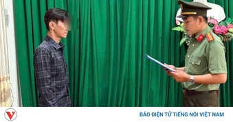 Khởi tố đối tượng “Tàng trữ, sử dụng trái phép vũ khí quân dụng”