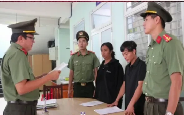 Khởi tố đôi vợ chồng cho nhóm người nước ngoài cư trú trái phép Khởi tố đôi vợ chồng cho nhóm người nước ngoài cư trú trái phép
