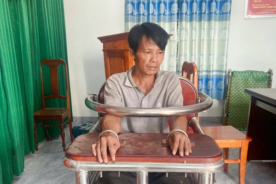Khởi tố gã con rể chém bố vợ trọng thương Khởi tố gã con rể chém bố vợ trọng thương