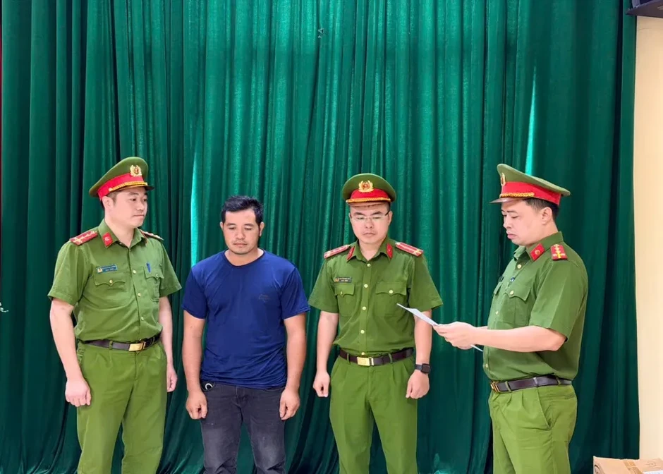 Khởi tố Giám đốc Công ty Tuấn Linh 89 cùng 4 đồng phạm vì mua bán trái phép hóa đơn Khởi tố Giám đốc Công ty Tuấn Linh 89 cùng 4 đồng phạm vì mua bán trái phép hóa đơn