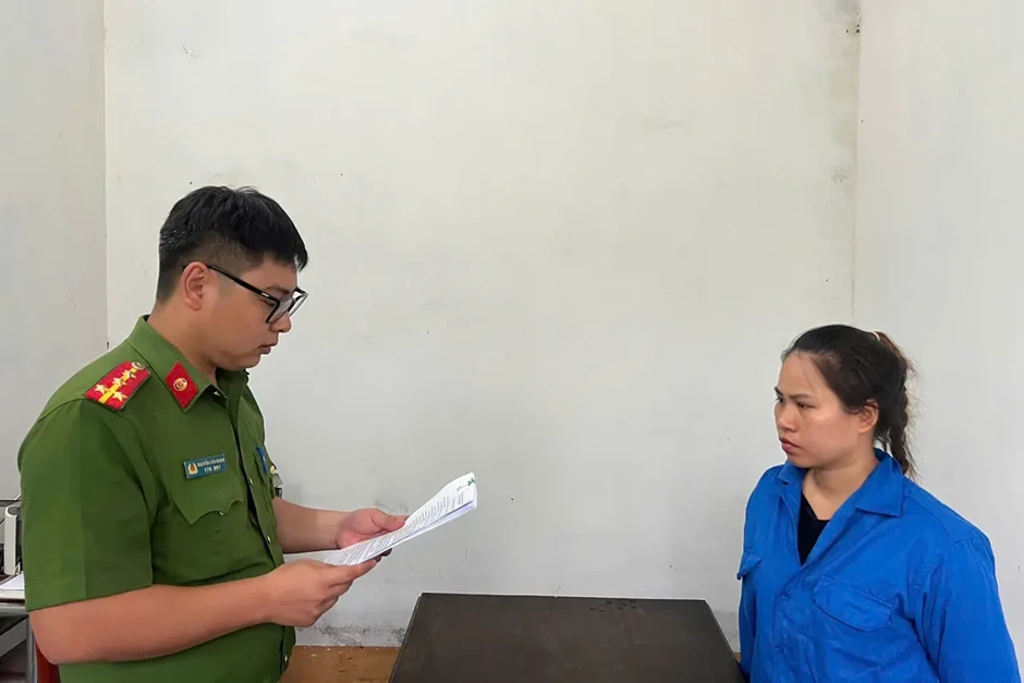 Khởi tố mẹ kế bạo hành con riêng của chồng dẫn đến tử vong Khởi tố mẹ kế bạo hành con riêng của chồng dẫn đến tử vong