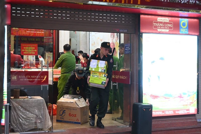 Khởi tố Tổng giám đốc Bảo Tín Minh Châu cùng con trai gây thiệt hại cho ngân sách Nhà nước 150 tỷ đồng
