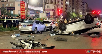 Khởi tố người đàn ông điều khiển xe Lexus gây tai nạn liên hoàn