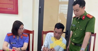 Khởi tố người đàn ông hàn xì làm cháy kho nguyên liệu