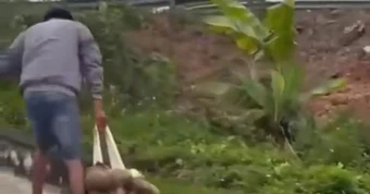 Khởi tố người đàn ông túm áo, kéo lê cô gái trên đường ngày 8-3