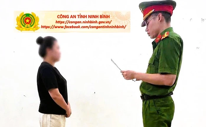 Khởi tố người phụ nữ tàng trữ miếng sừng tê giác trắng Khởi tố người phụ nữ tàng trữ miếng sừng tê giác trắng