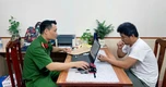 Khởi tố nhân viên bán hàng tham ô tài sản
