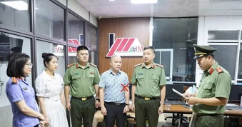 Khởi tố nhóm đối tượng làm giả hồ sơ mua nhà ở xã hội