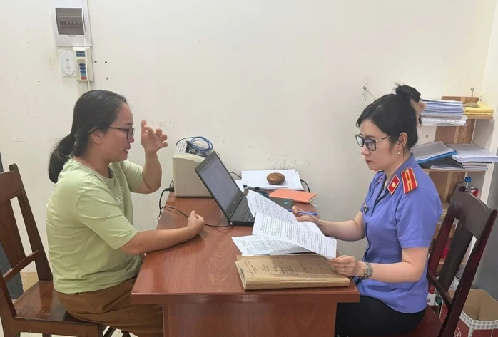 Khởi tố nữ bác sĩ lừa đảo chiếm đoạt tài sản Khởi tố nữ bác sĩ lừa đảo chiếm đoạt tài sản