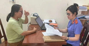 Khởi tố nữ bác sĩ lừa đảo hàng trăm triệu đồng