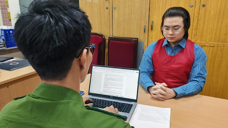 Khởi tố Phạm Tuấn, “đàn em” Khá Bảnh Khởi tố Phạm Tuấn, “đàn em” Khá Bảnh
