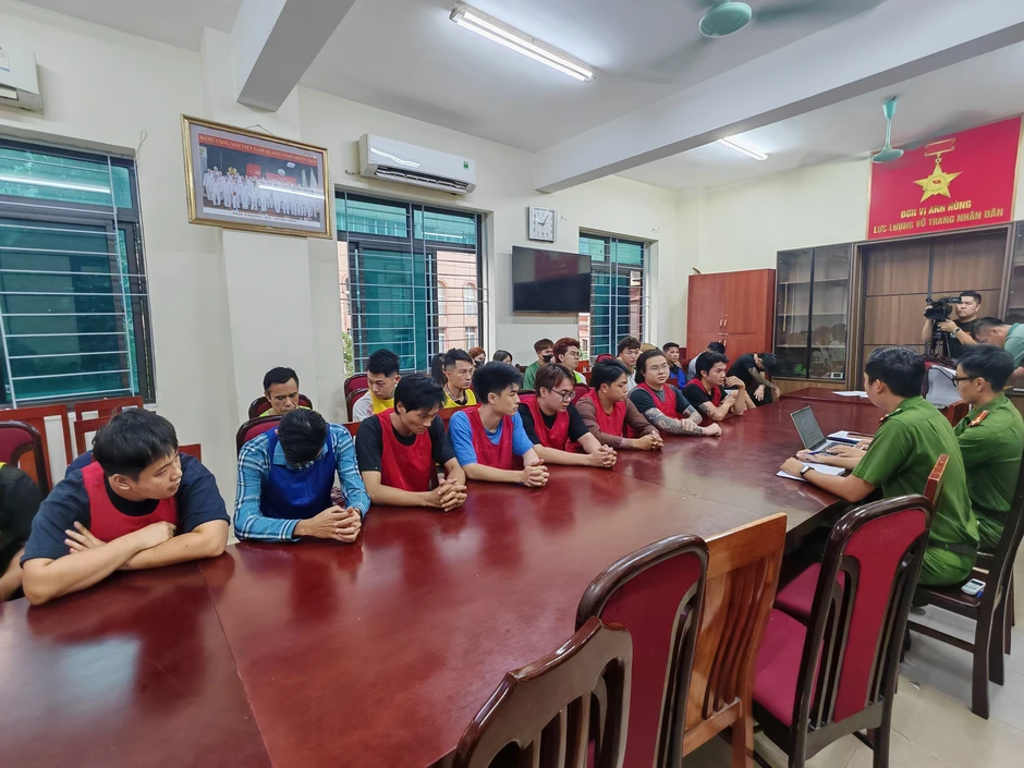 Khởi tố Phạm Tuấn, "cánh tay phải" của Khá "Bảnh" Khởi tố Phạm Tuấn, "cánh tay phải" của Khá "Bảnh"