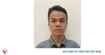 Khởi tố tài xế vụ xe chở đất lật đè 2 phụ nữ tử vong ở Phú Thọ