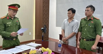 Khởi tố tài xế vượt ẩu gây tai nạn khiến 2 người tử vong