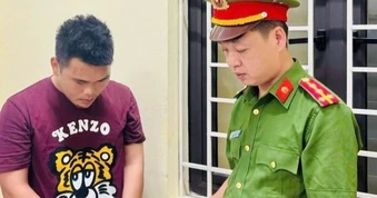 Khởi tố thanh niên dùng phóng lợn chống trả CSGT ở Hưng Yên