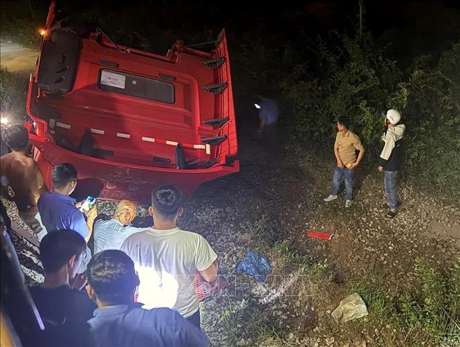 Khởi tố vụ án hình sự vụ tàu hỏa húc văng xe tải trọng lớn tại Quảng Ngãi